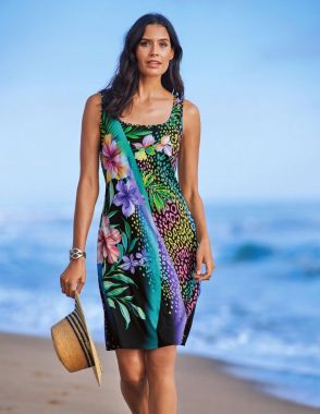 Пляжное платье с экзотическим принтом