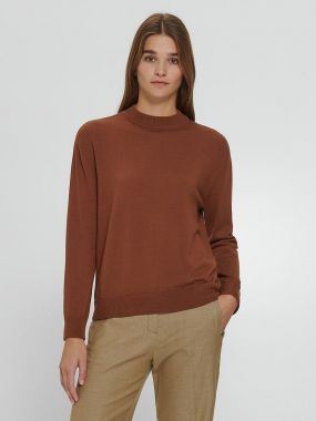Шерстяной пуловер